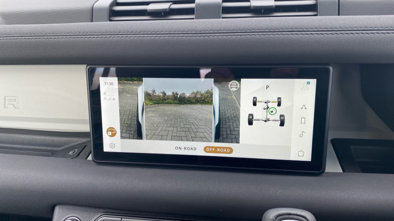 Land Rover Defender 3.0 D250 X-Dynamic SE 90 3dr Auto Diesel Estate